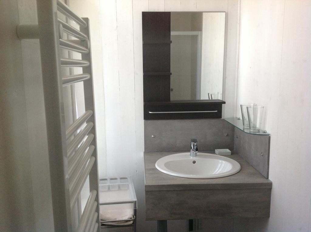 לינה וארוחת בוקר Olby La Maison De Maidara חדר תמונה